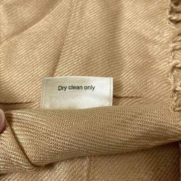 Coldwater Creek Luxury Throw Tan Empress Embroidered with Fringe NEW - Picture 10 of 10